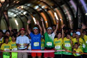 BIB: 10010, 50001, 80059, 600, 50360, 50306, 50328, 50224, 50182, 0016
                            <button type="button" onclick="openModal(21897760)" class="btn btn-primary btn-sm float-right btn-popup" data-toggle="modal" data-target=".modal-high-quality">
                        <i class="fas fa-shopping-cart"></i> Add to Cart
                    </button>
                                            <button type="button" onclick="isThisMe(21897760, true)" class="btn btn-success btn-sm float-right btn-popup btn-isme hidden" data-toggle="tooltip" data-placement="bottom" title="นี่คือรูปของคุณใช่ไหม คลิกที่นี่เพื่อเอาเข้าอัลบั้ม">
                        <i class="fas fa-plus"></i> Add to album
                    </button>
                    <button type="button" onclick="isThisMe(21897760, false)" class="btn btn-warning btn-sm float-right btn-popup btn-isnotme hidden">
                        <i class="fas fa-ban"></i> Remove from album
                    </button>